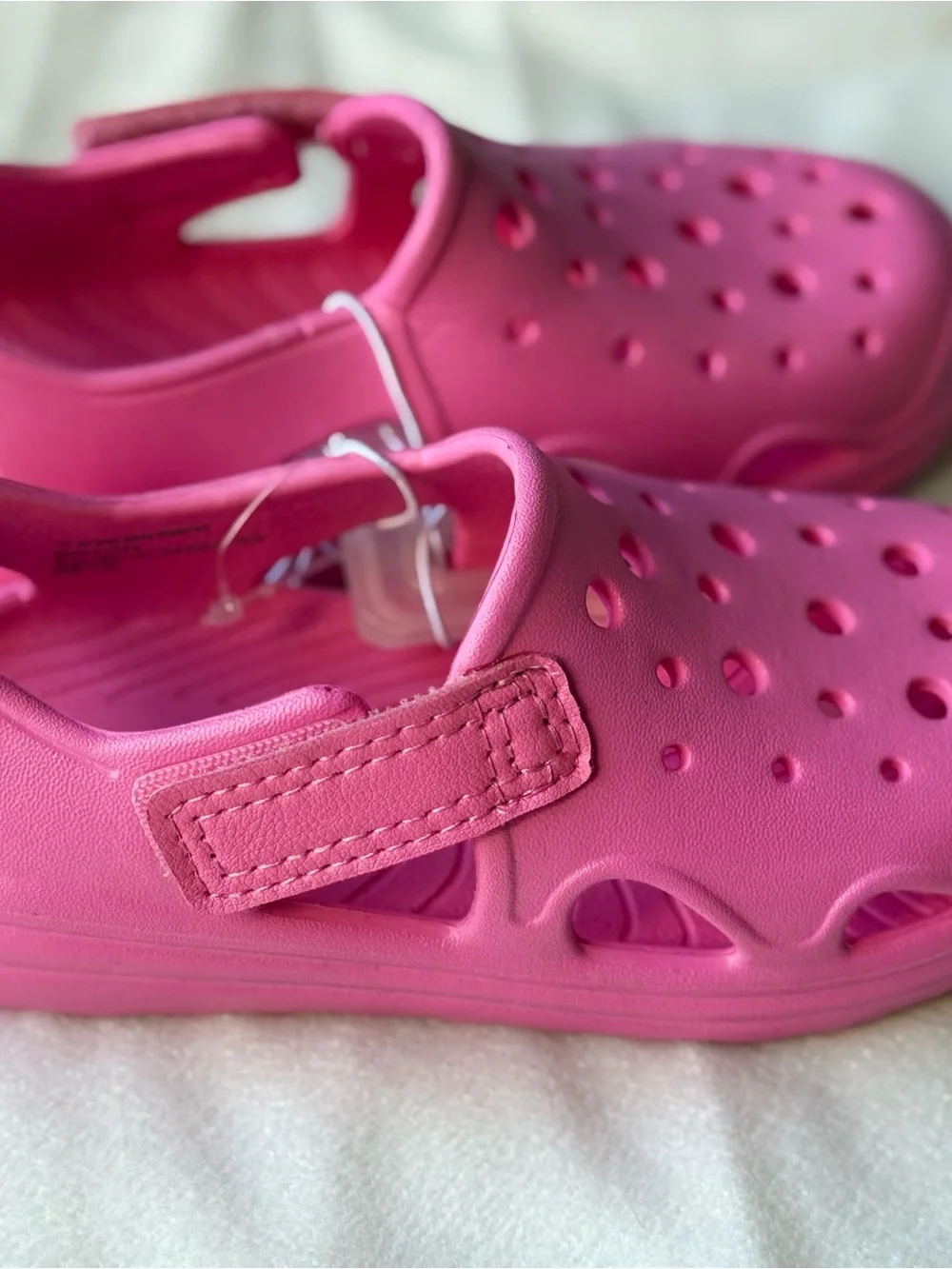 Cat & Jack Bright Pink Kids Slip-On Clog Sandals